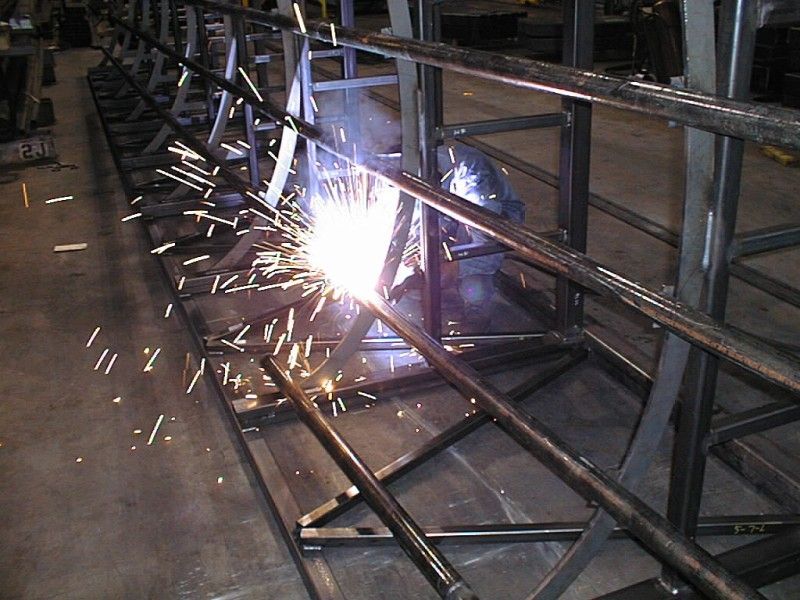 Estructuras, accesos, pasarelas, escaleras Estructuras, accesos, pasarelas, escaleras